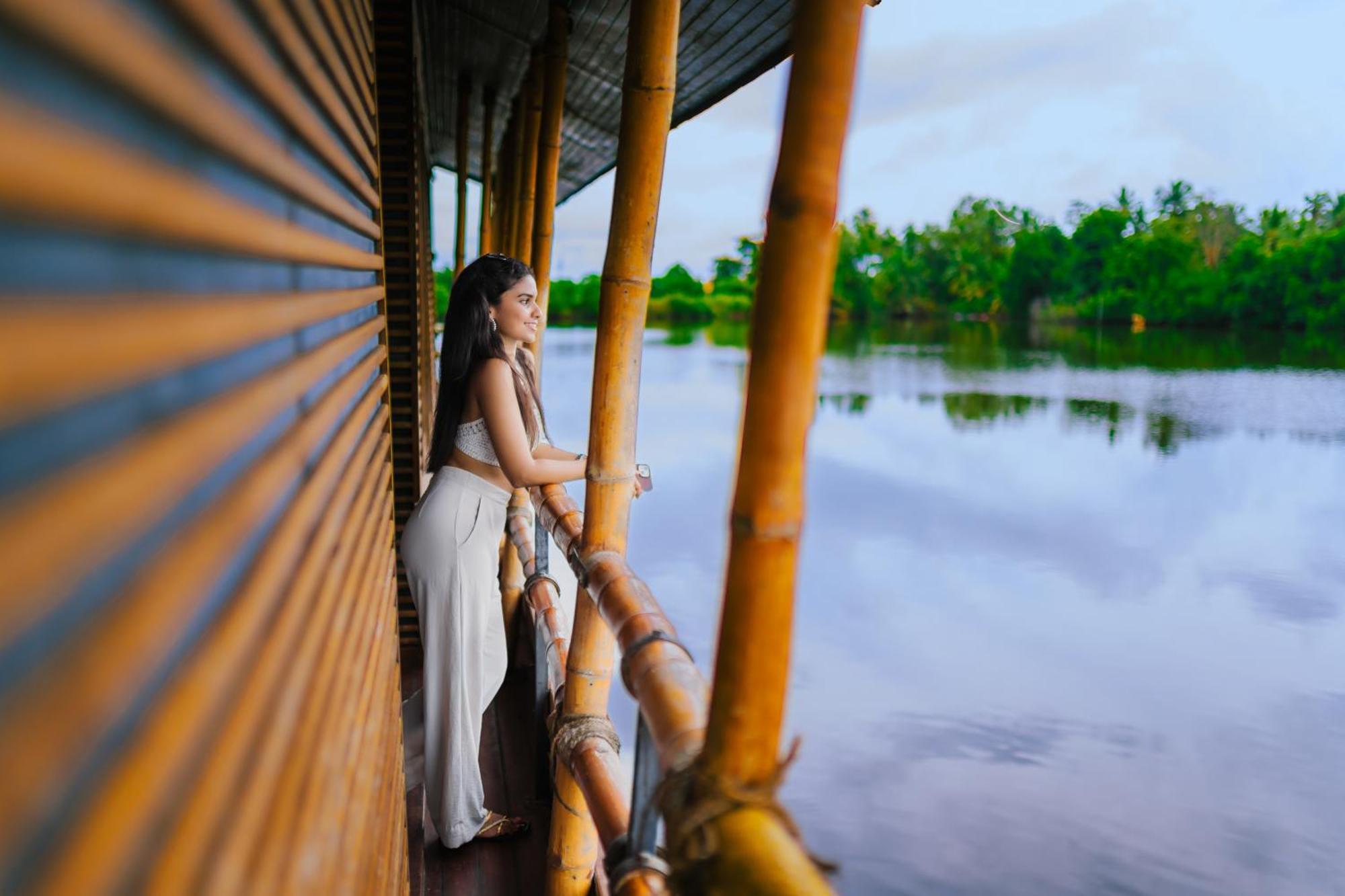 Yathra Houseboat Hotel Bentota Exterior foto